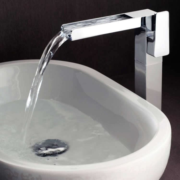 Close up product lifestyle image of Vado Synergie Extended Mono Basin Mixer