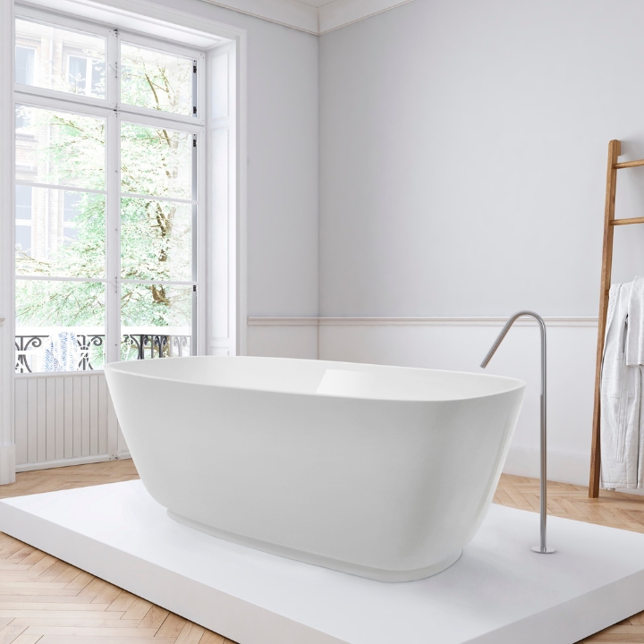 lifestyle image of BC Designs Divita 1495mm Cian Freestanding Bath