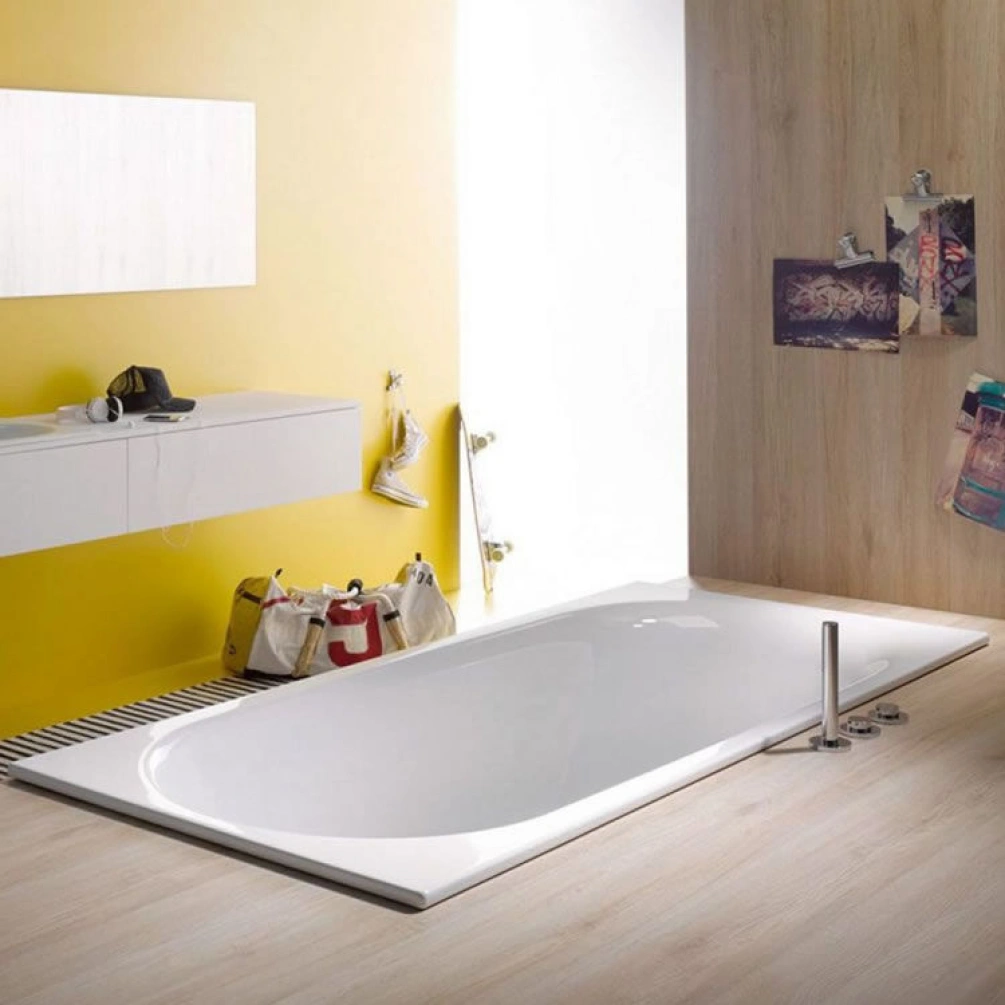 Lifestyle image of Bette Comodo 1900 x 900 Single-Ended Steel Bath