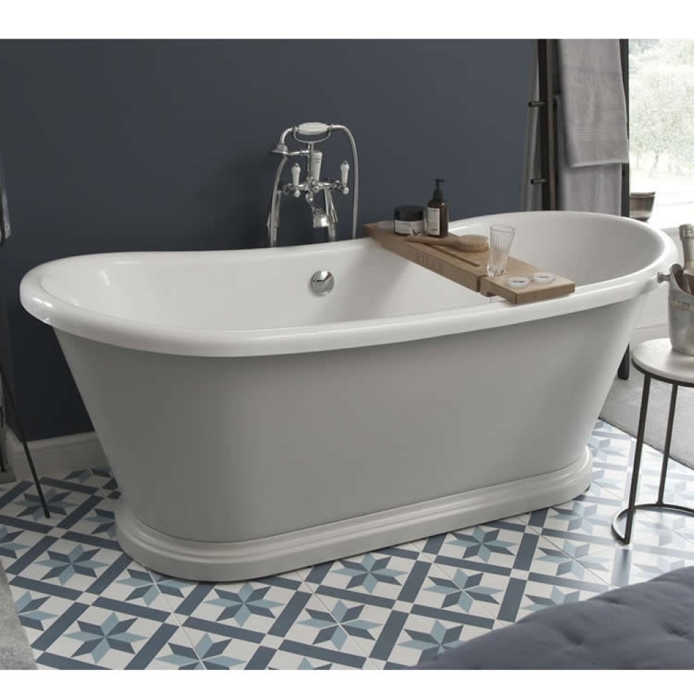 BC Designs 1800mm Acrylic Freestanding Boat Bath - Image 1