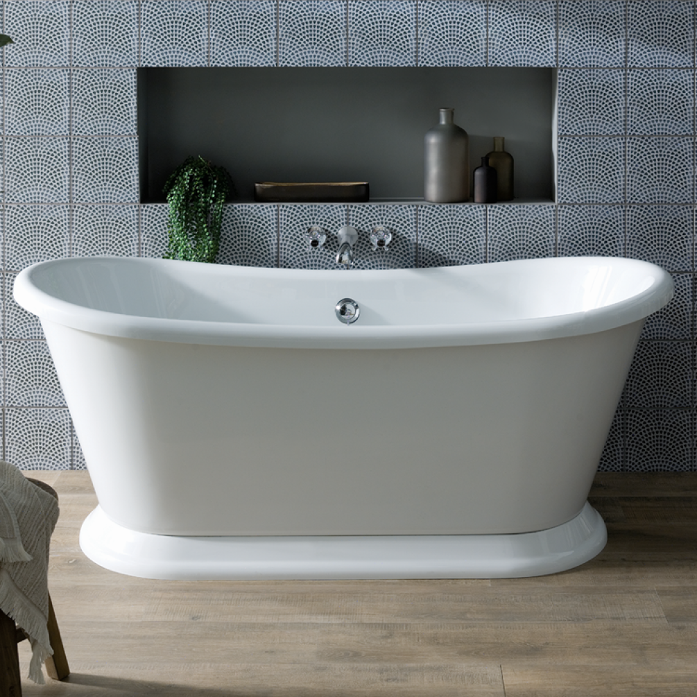 Lifestyle Photo of Bayswater Boat Bath in Gloss White