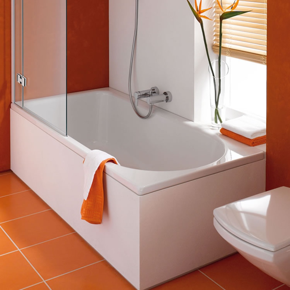 Photo of Bette Ocean 1700 x 800mm Single Ended Low-Line Shower Bath Lifestyle Image