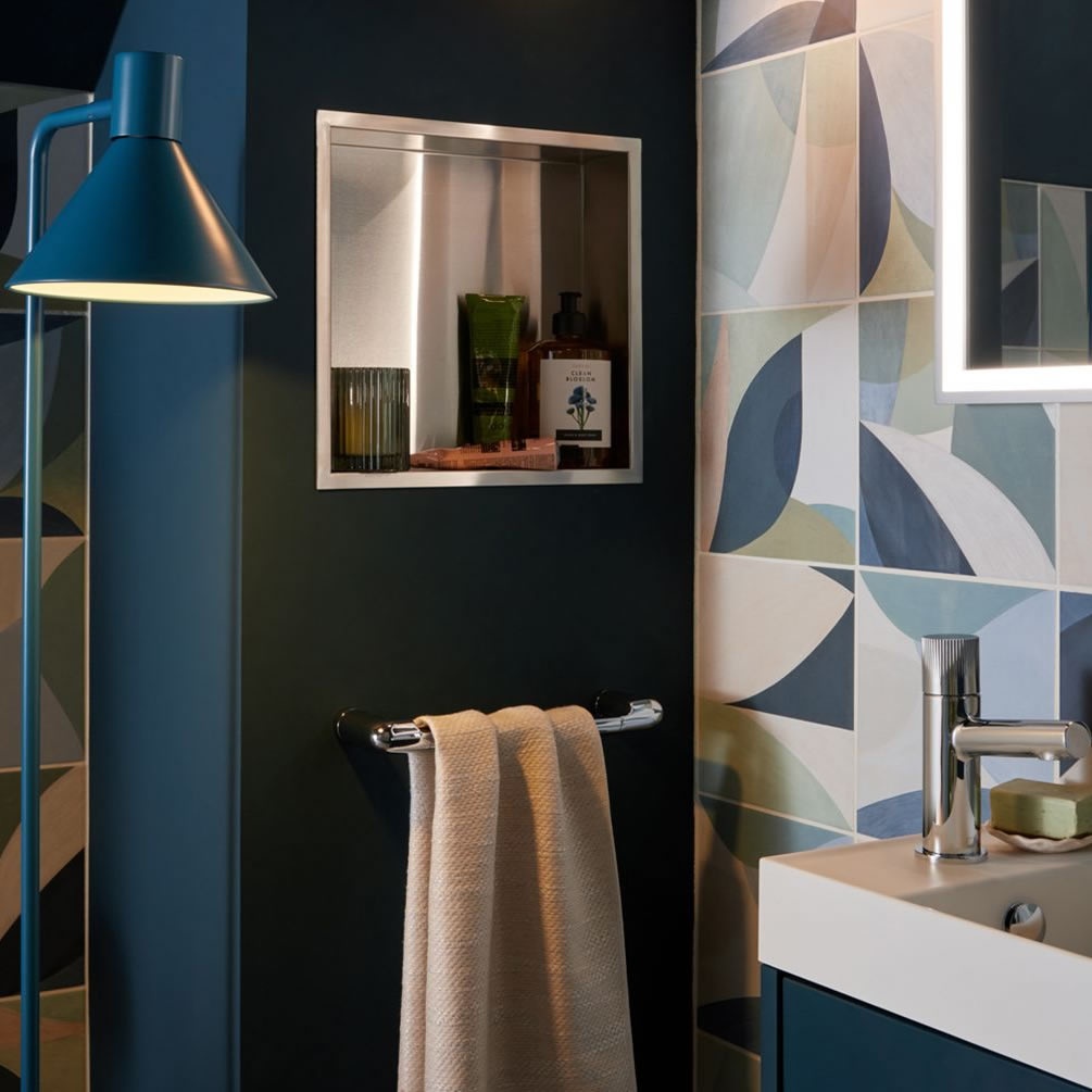 Vado Muse 323 x 323mm Stainless Steel Shower Niche - Lifestyle Image