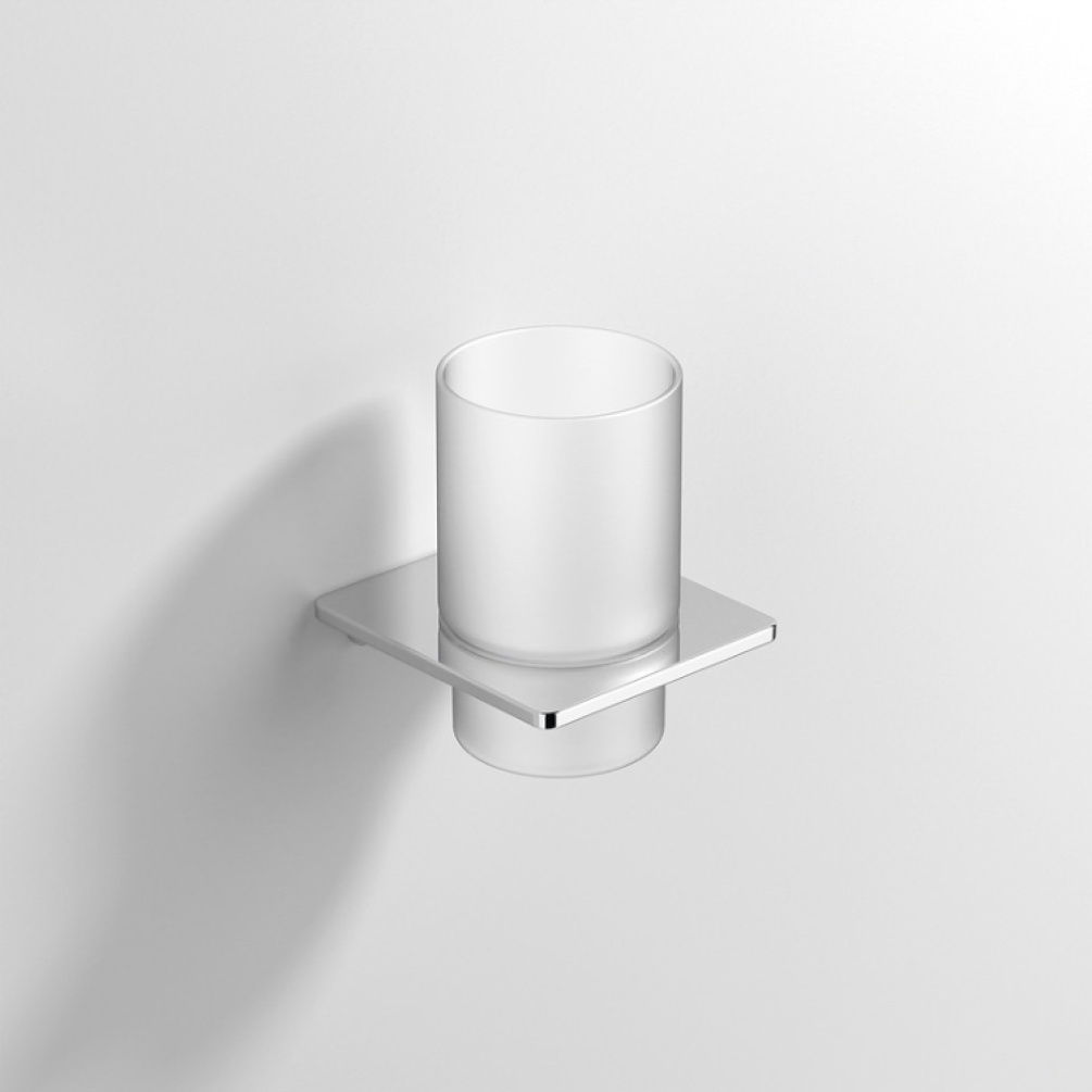 Close up product image of the Origins Living S6 Chrome Tumbler Holder