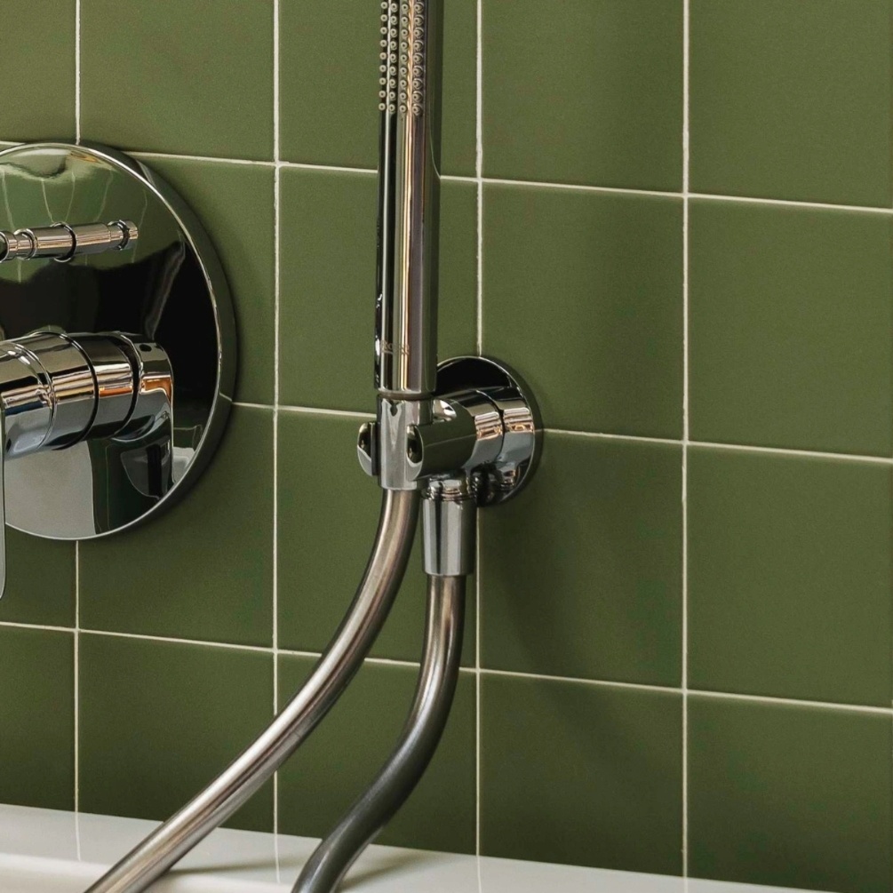 Roca Shower Bracket and Outlet Lifestyle