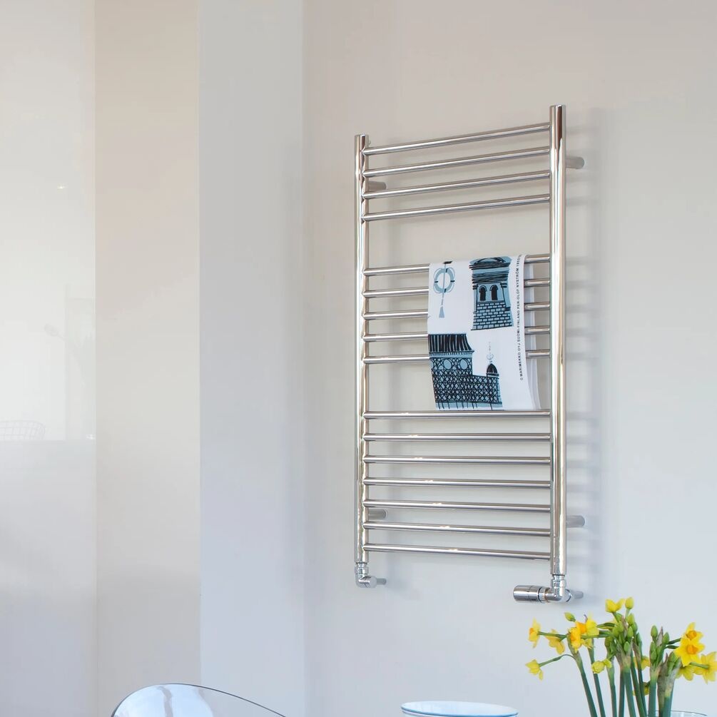 Lifestyle image of the The Sussex Range by JIS Steyning 1000mm x 520mm Polished Stainless Steel Heated Towel Rail