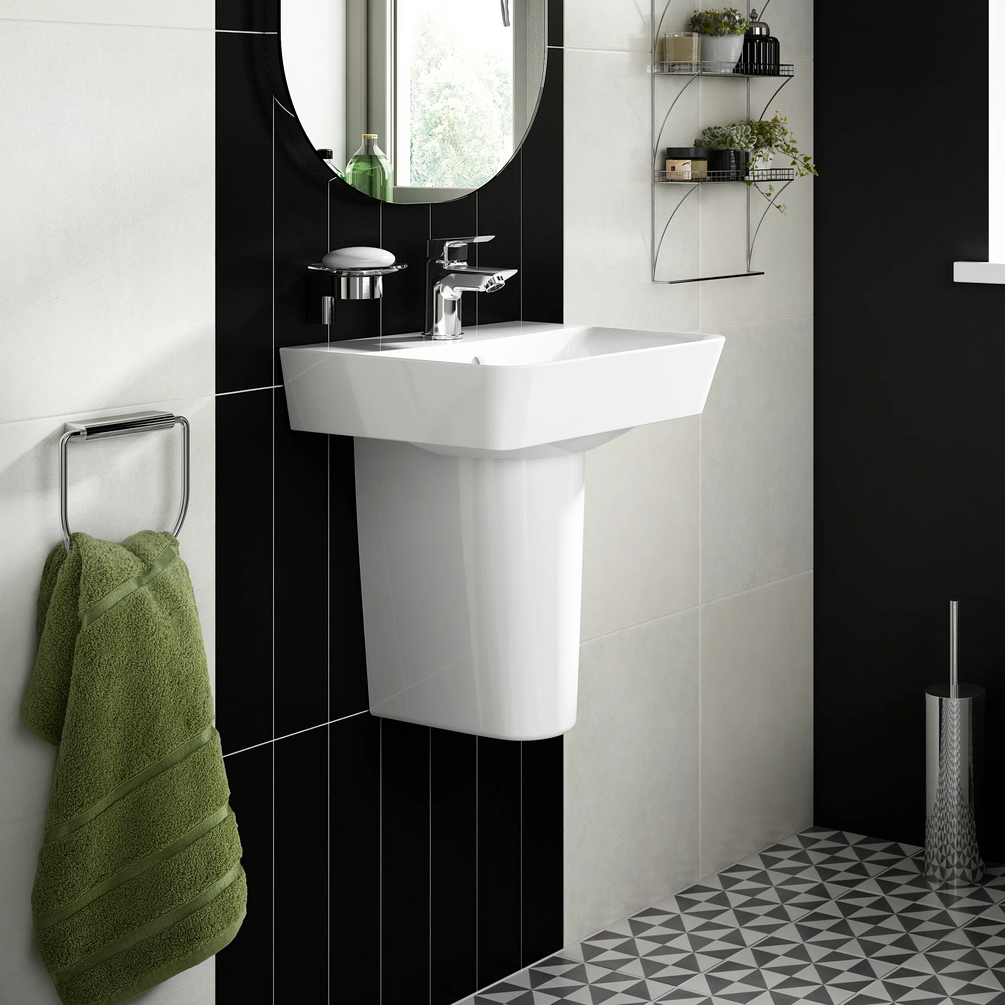 Lifestyle image of Ideal Standard Connect Air 450mm Semi-Pedestal Cloakroom Basin