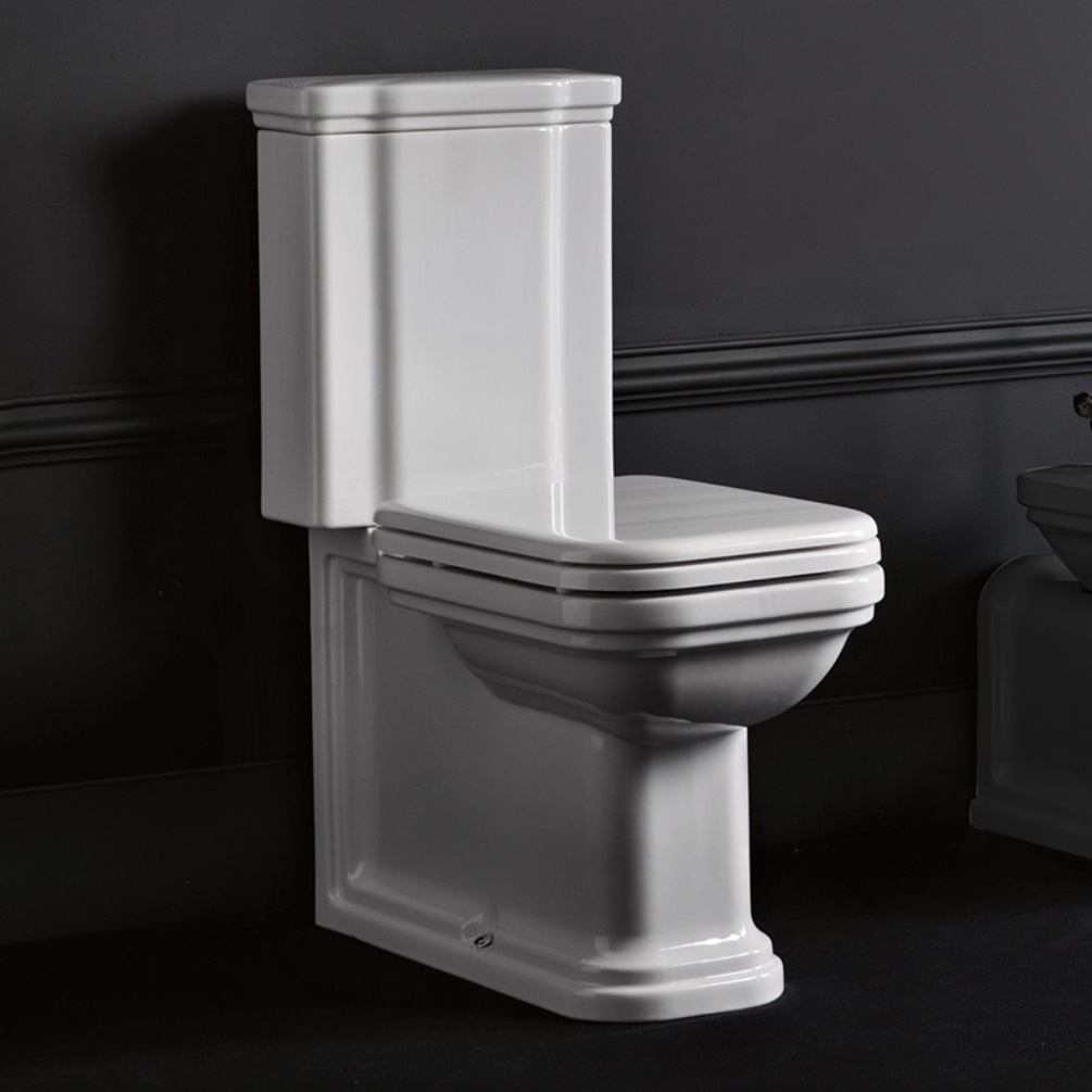 Lifestyle image of the Crosswater Waldorf Close Coupled Toilet