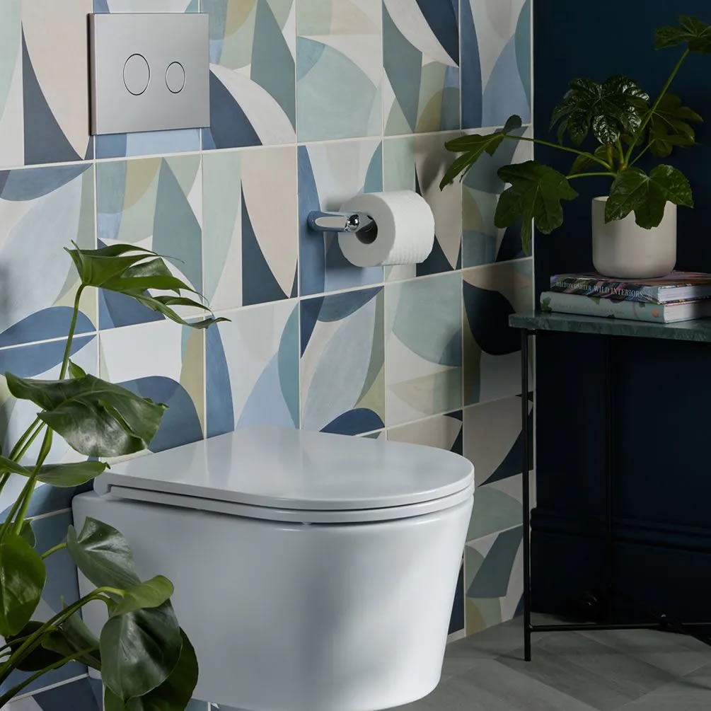 Vado Zoo Chrome Toilet Roll Holder - Lifestyle Image