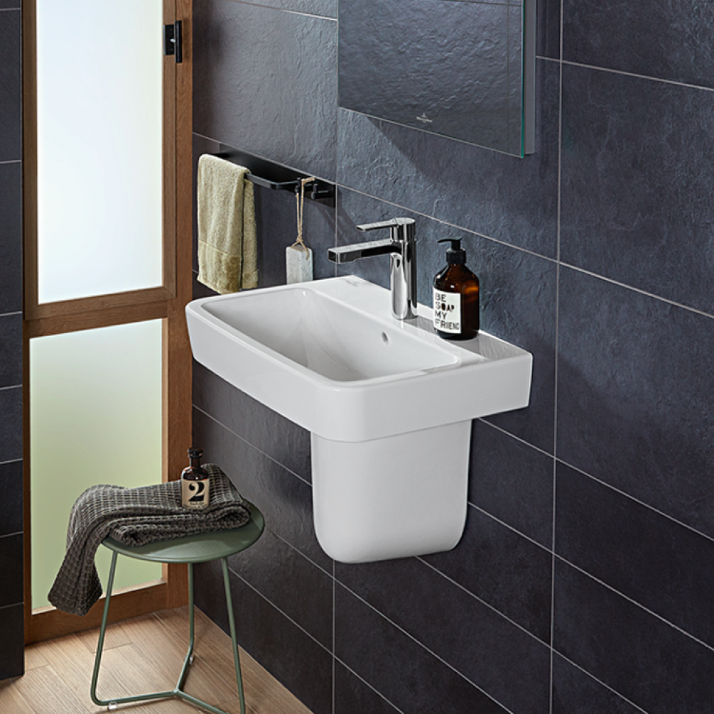 Lifestyle Photo of Villeroy And Boch O.Novo 500mm Wall Hung Basin & Pedestal