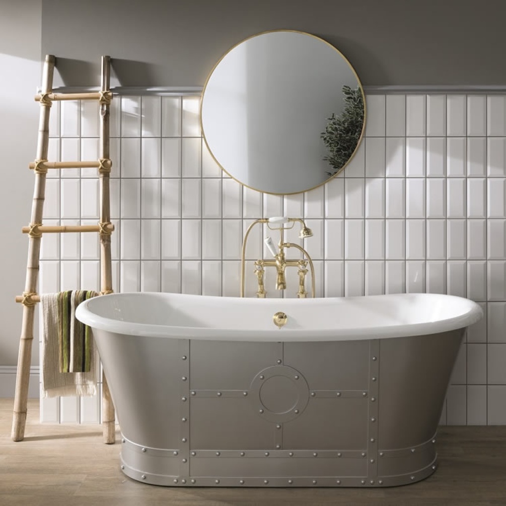 BC Designs 1700mm Industrial Freestanding Boat Bath - Image 2