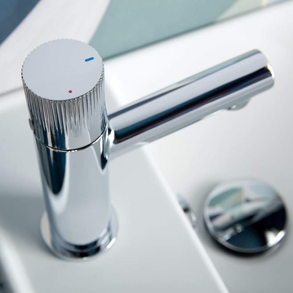 Vado Safari Leverless Fluted Chrome Mini Mono Basin Mixer With Waste - Lifestyle