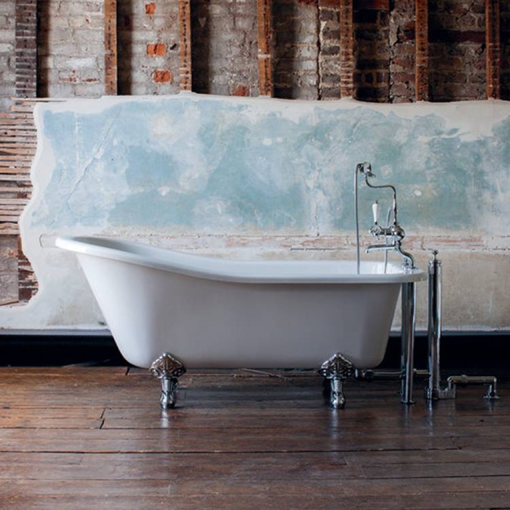 Product Lifestyle image of the Burlington Harewood Freestanding Slipper Bath