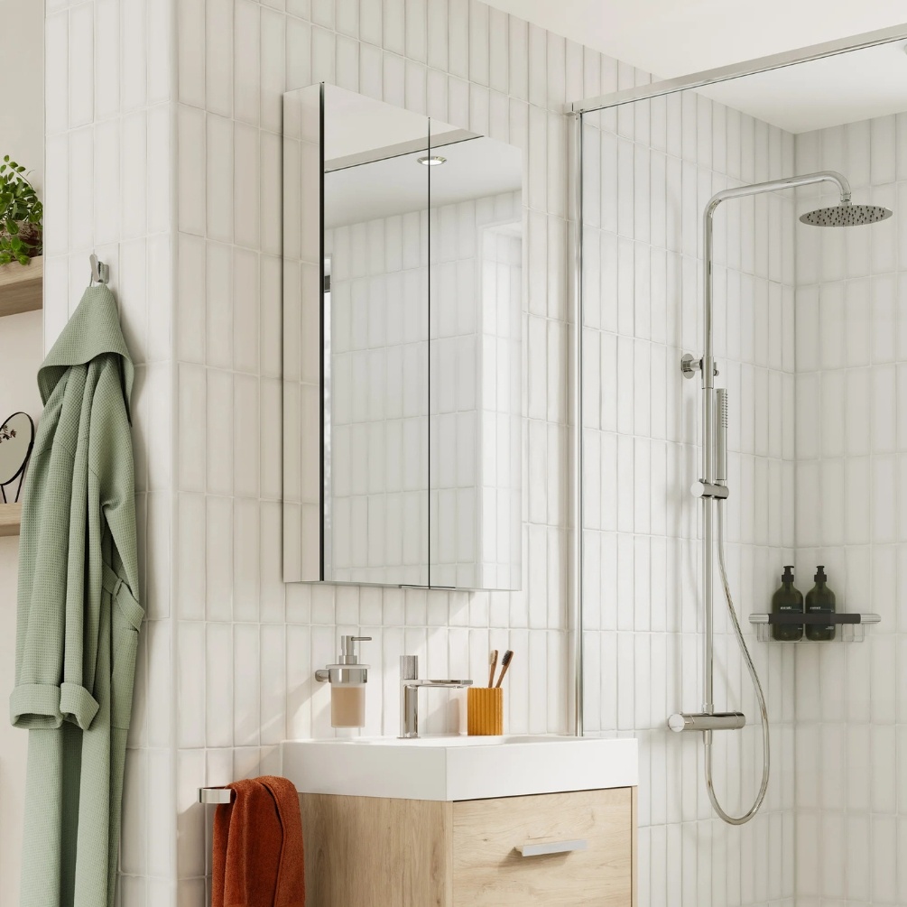 Lifestyle image of the hib. Eris Slim 600mm x 900mm Bathroom Mirror Cabinet