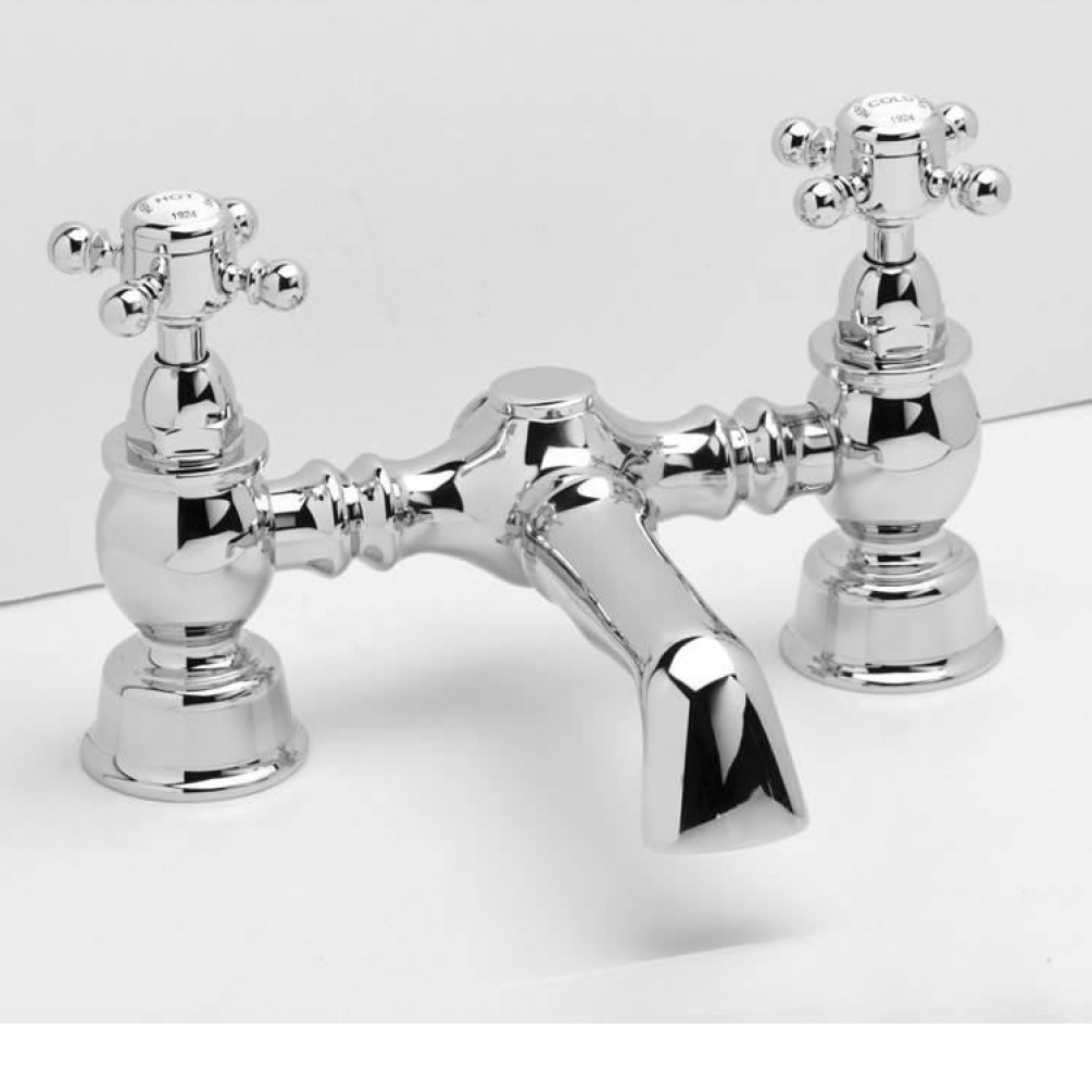 Heritage Hartlebury Bath Filler Tap Chrome Finish