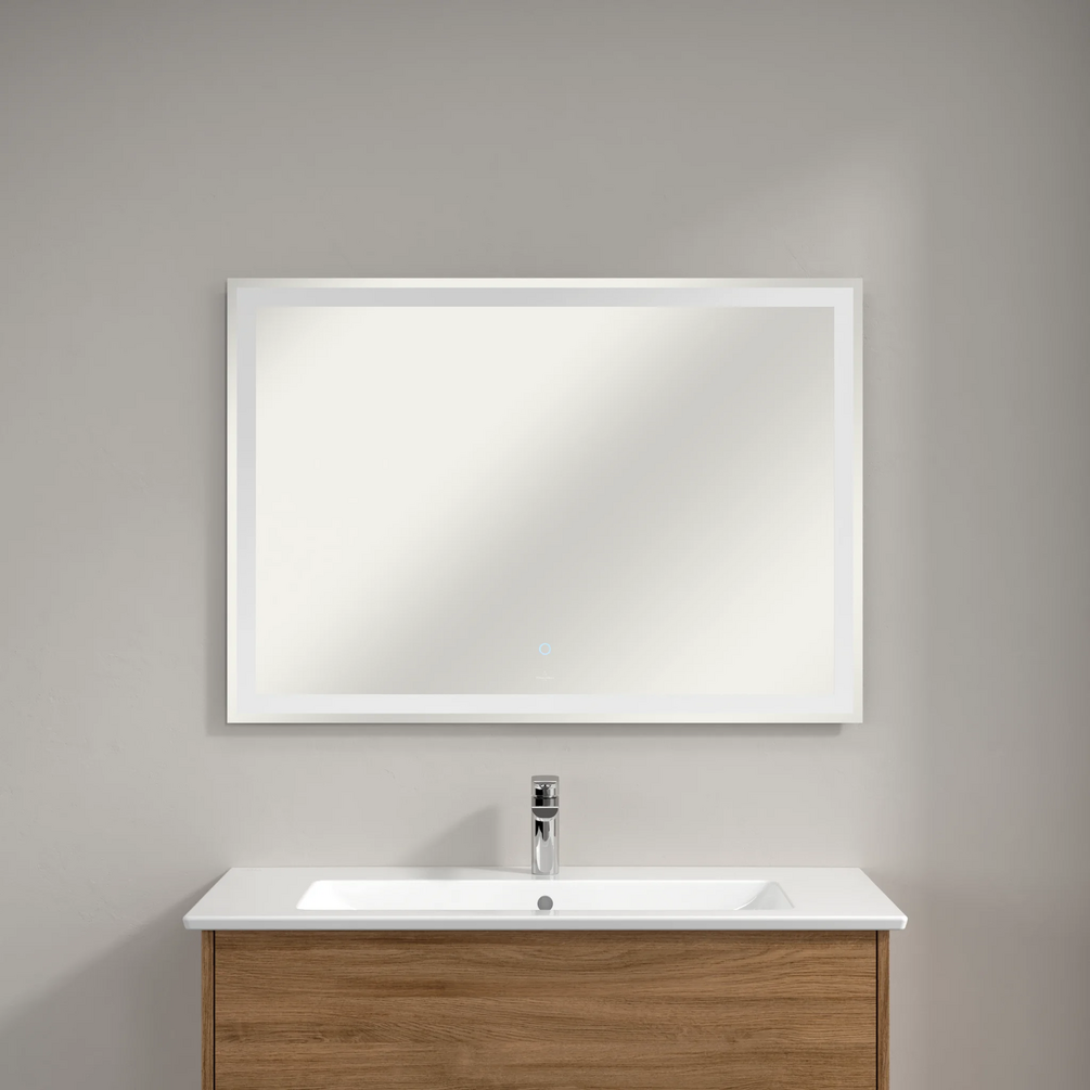Lifestyle image of Villeroy & Boch Finero 1000mm LED Mirror