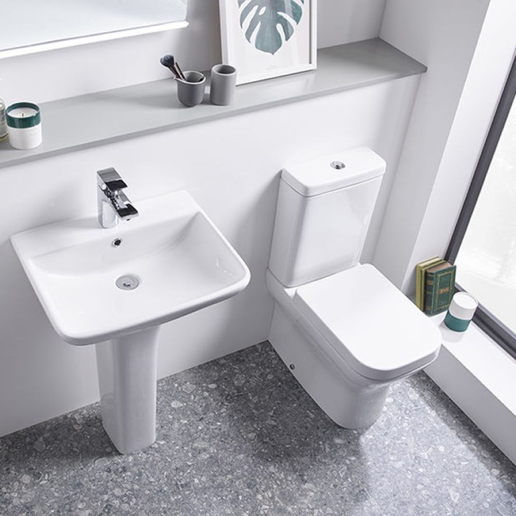 Lifestyle Photo of Tavistock Structure Close Coupled Back to Wall Toilet