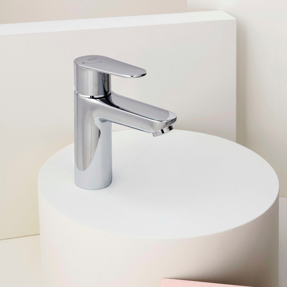 Lifestyle image of the Roca Victoria Plus Chrome Basin Mixer Tap with Click-Clack Waste