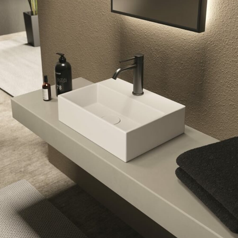 Zero 3 400mm x 300mm Matt White Cloakroom Wall Hung Basin - Image 1