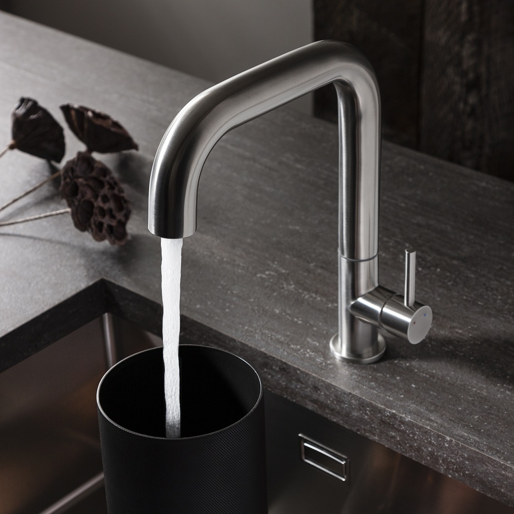 crosswater cucina tube tu713ds lifestyle image