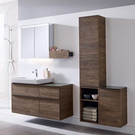 image of a bathroom with products from the Geberit Smyle & Smyle square collecton in hickory would colour