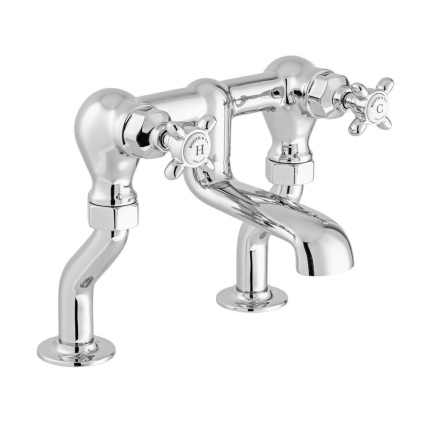 Booth & Co. Axbridge Cross Chrome Bath Filler